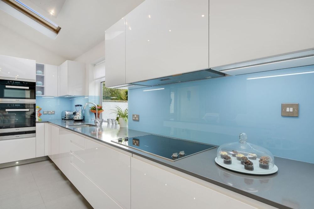 Colour Psychology Impact on Visual Atmosphere Within Functional Kitchen and Bathroom Areas