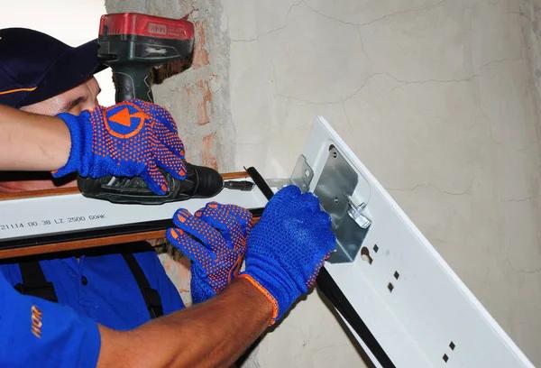 Garage Door Repair Arlington for Fast and Reliable Service